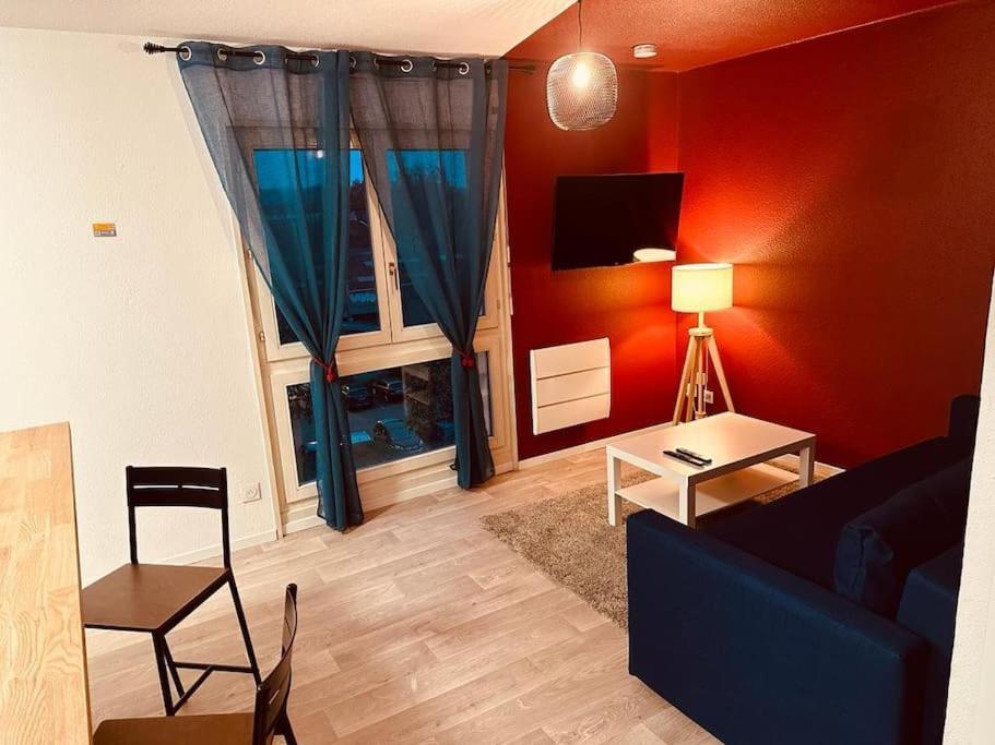 Studio Centre Avec Wifi Apartment Mulhouse Exterior photo